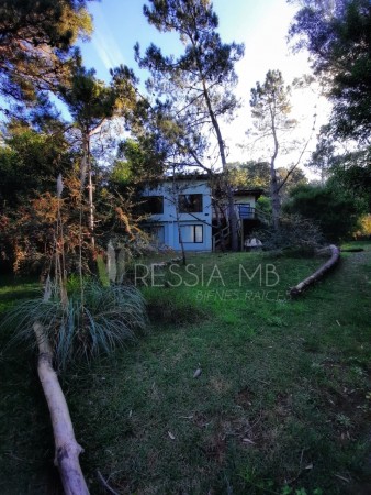 CASA EN MAR DE LAS PAMPAS