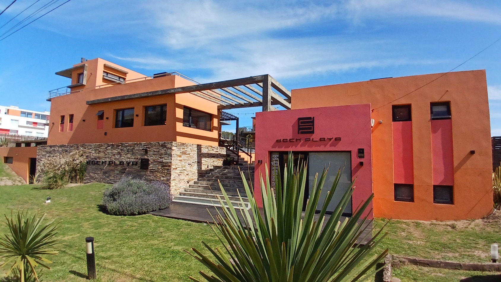 VENDEMOS DPTO 3 AMBIENTES EN COMPLEJO DOCK PLAYA - VILLA GESELL