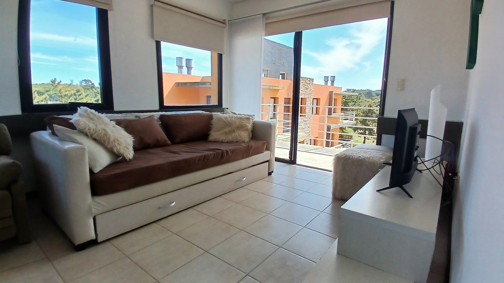 Vendo dpto. 2 ambientesven COMPLEJO DOCK PLAYA - Villa Gesell