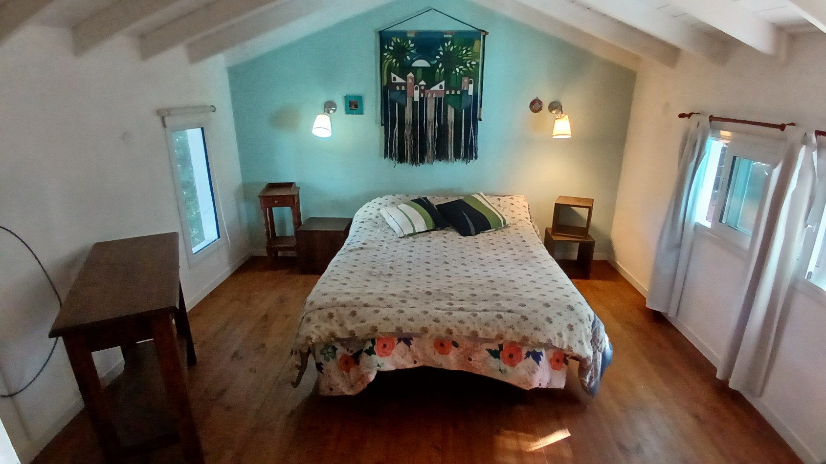 Casa en Venta - 3 Dormitorios + gran parque arbolado - Ranqueles entre Mansilla y Av. del Plata, con salida tambien a Av. del Lucero - Mar de las Pampas