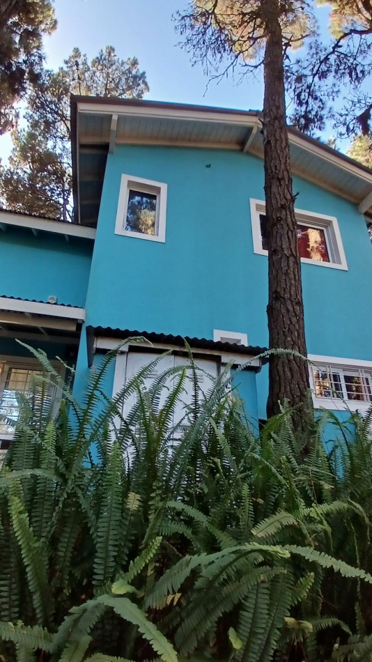 Casa en Venta - 3 Dormitorios + gran parque arbolado - Ranqueles entre Mansilla y Av. del Plata, con salida tambien a Av. del Lucero - Mar de las Pampas
