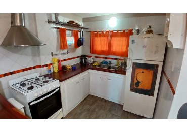 Casa en Venta  - 3 Dormitorios + gran parque arbolado - Mar de las Pampas
