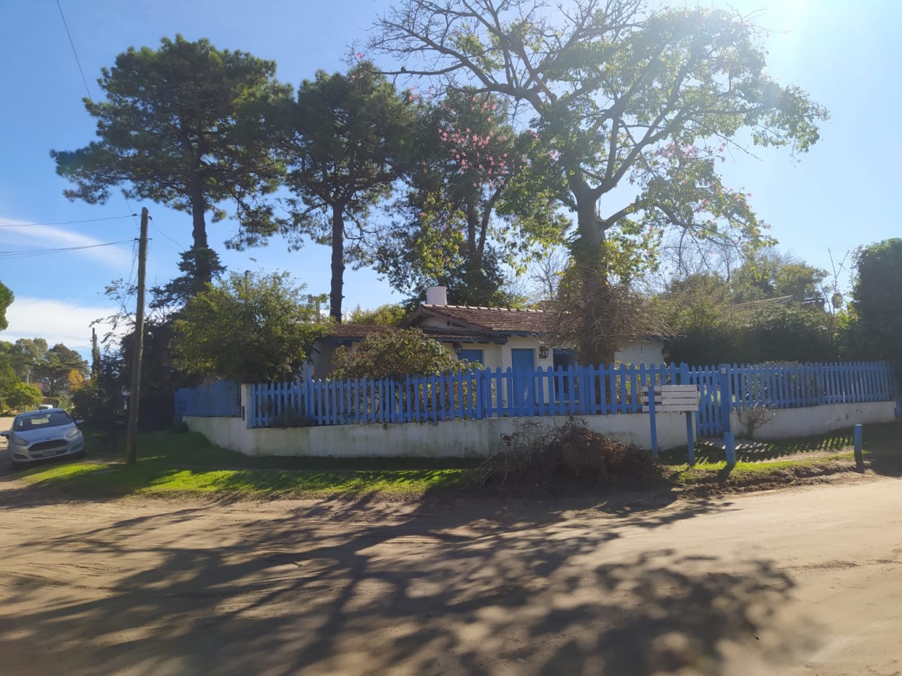 Casa en VENTA en zona residencial a refaccionar - Apta Credito
