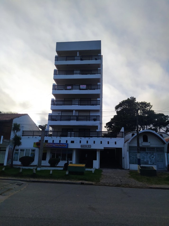 DEPARTAMENTO 2 AMBIENTES A REFACCIONAR