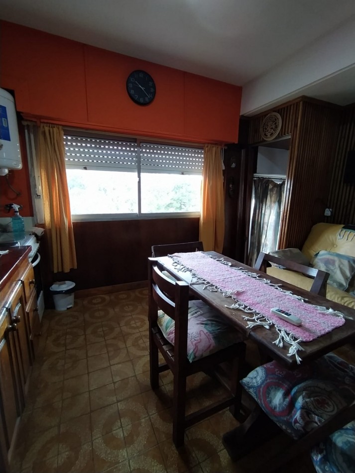 HERMOSO DEPARTAMENTO DE 1 AMBIENTE (DIVIDIDO) EN EL SUR DE GESELL