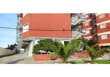 DEPARTAMENTO 2 AMBIENTES C/COCHERA - GESELL SUR